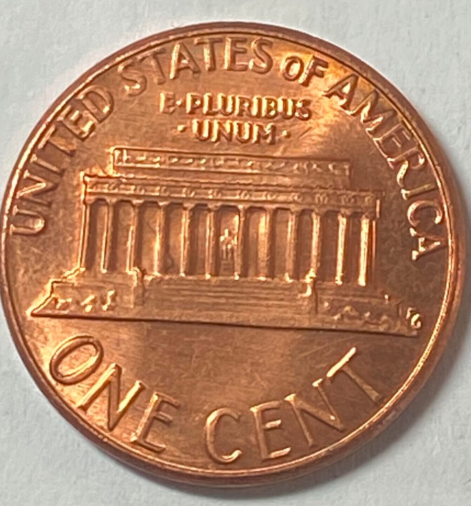1983 Penny Clash Die error on reverse Memorial Building between pillars.
