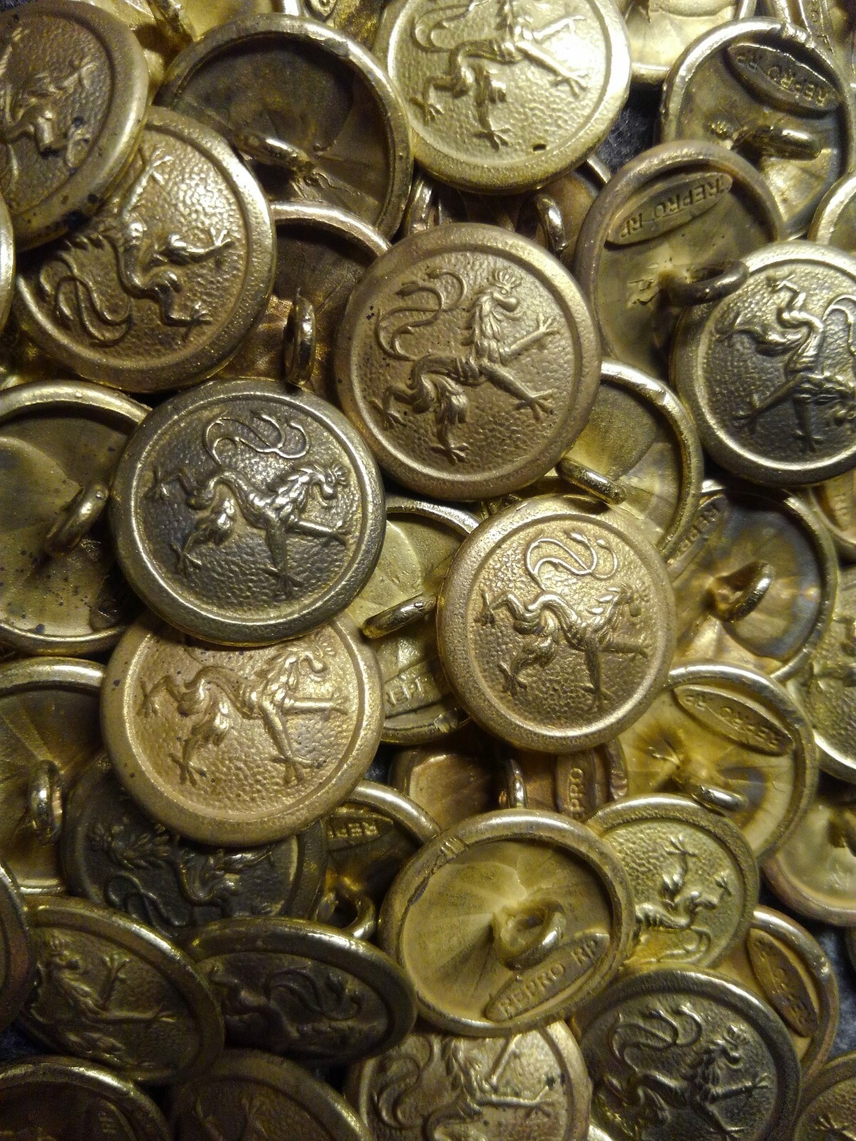 WWI German Bavarian Brass finish 21MM RIGHT FACING buttons by the each