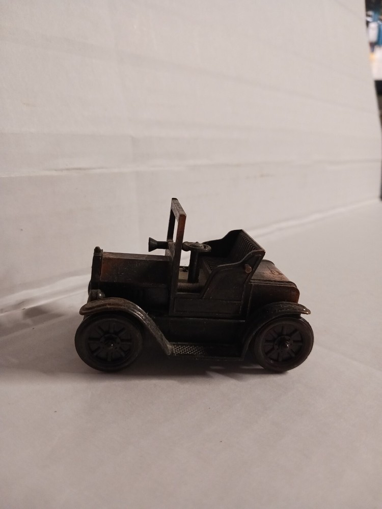 Die Cast  1917 Model T Car Pencil Sharpener. Solid Piece Vtg