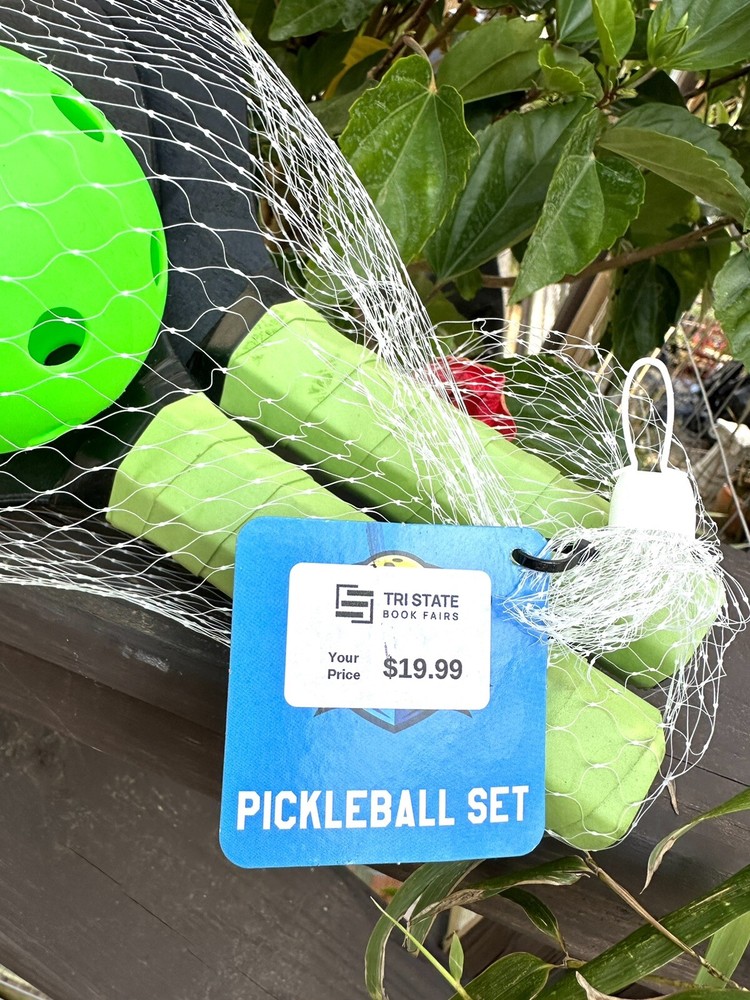 Pickle ball Paddle & Ball set 2 Raquets & 1 Ball NIP