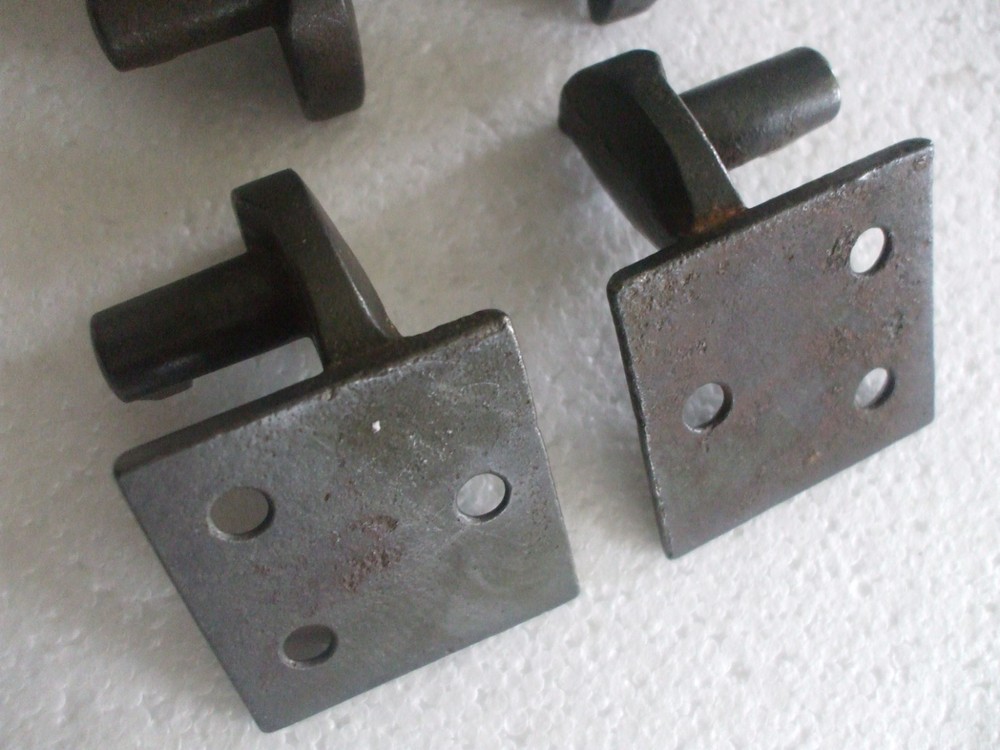 4 VINTAGE CAST IRON LIFT OFF SHUTTER HINGES