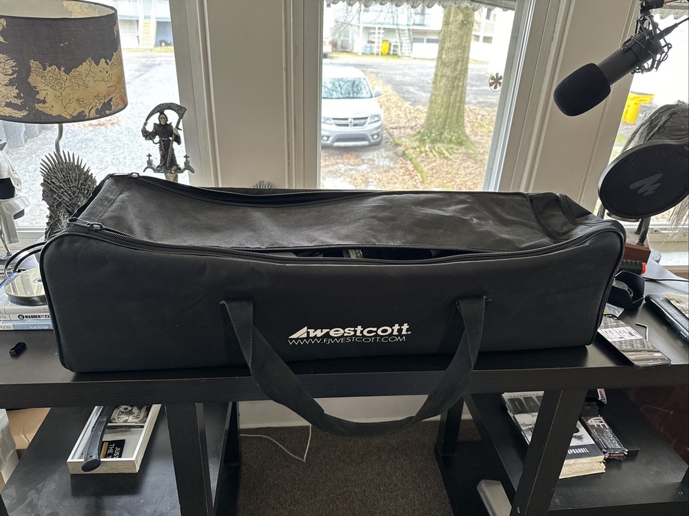 Westcott Spiderlite Light Kit & Cases, 2 Titler Bracket, Strap, 3 Bulbs & More!!