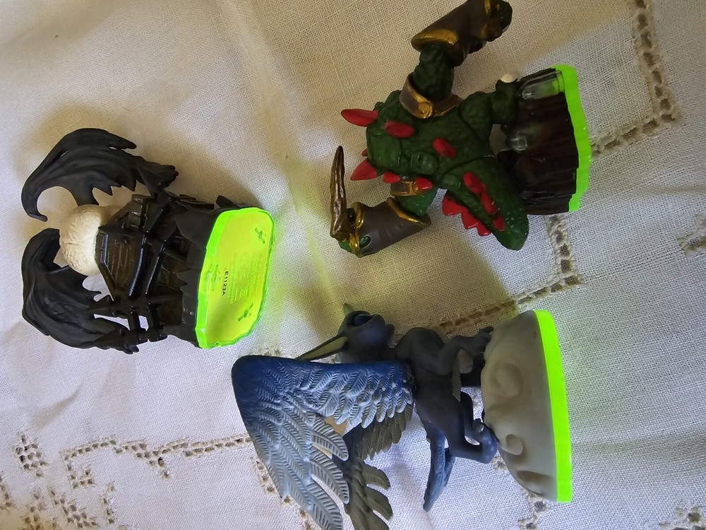 Skylander 3 Piece Lot 2011