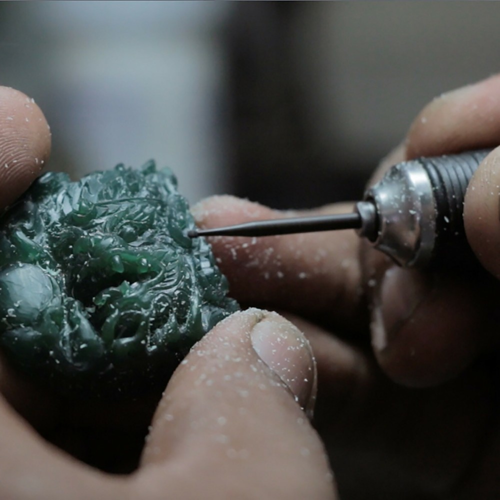 Custom ring
