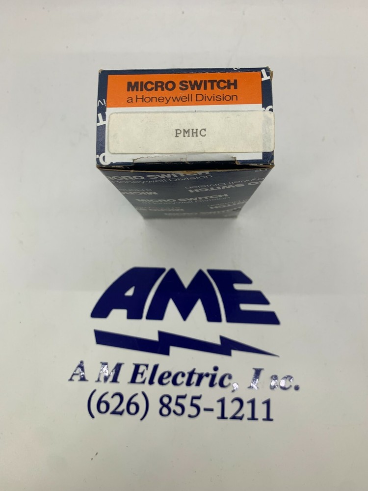 Microswitch PMHC 9036 28V Non-Illuminated Oil-tight Push Button