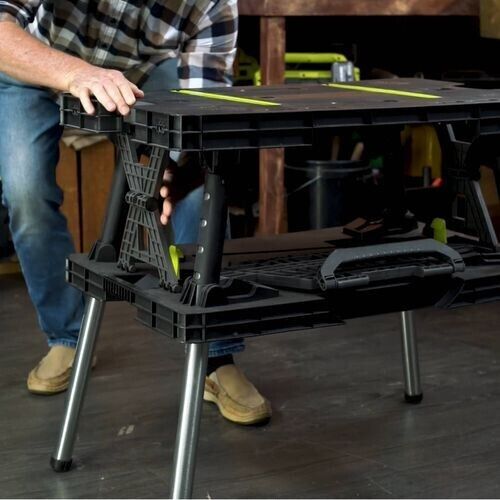 Ryobi Folding Table with Two Clamps