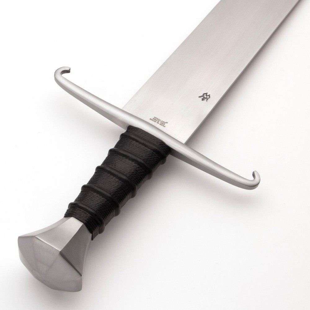 Single-edged armed sword from the mid-fifteenth century