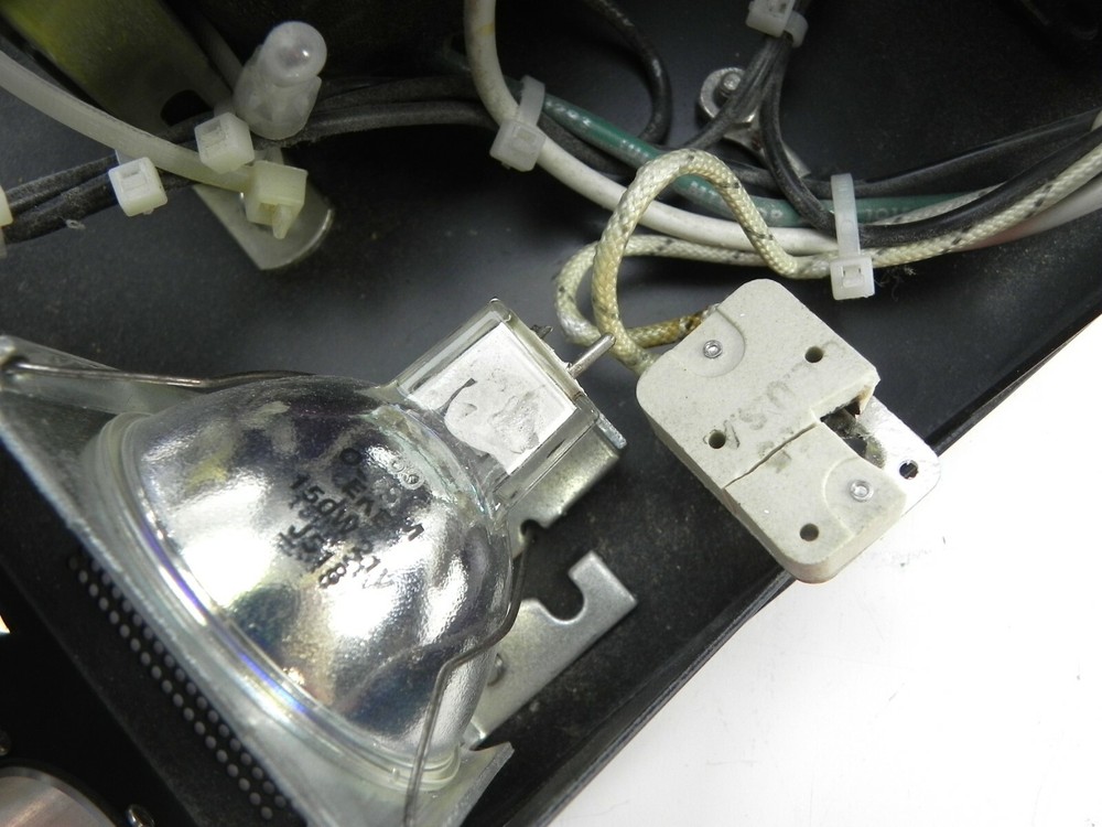 Bausch & Lomb BAU31-30/50 Light Source