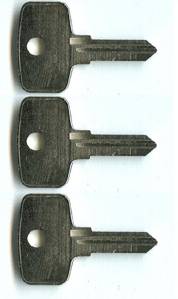 (3) Snap-On BLANK Replacement Tool Box Keys Used on YXX codes