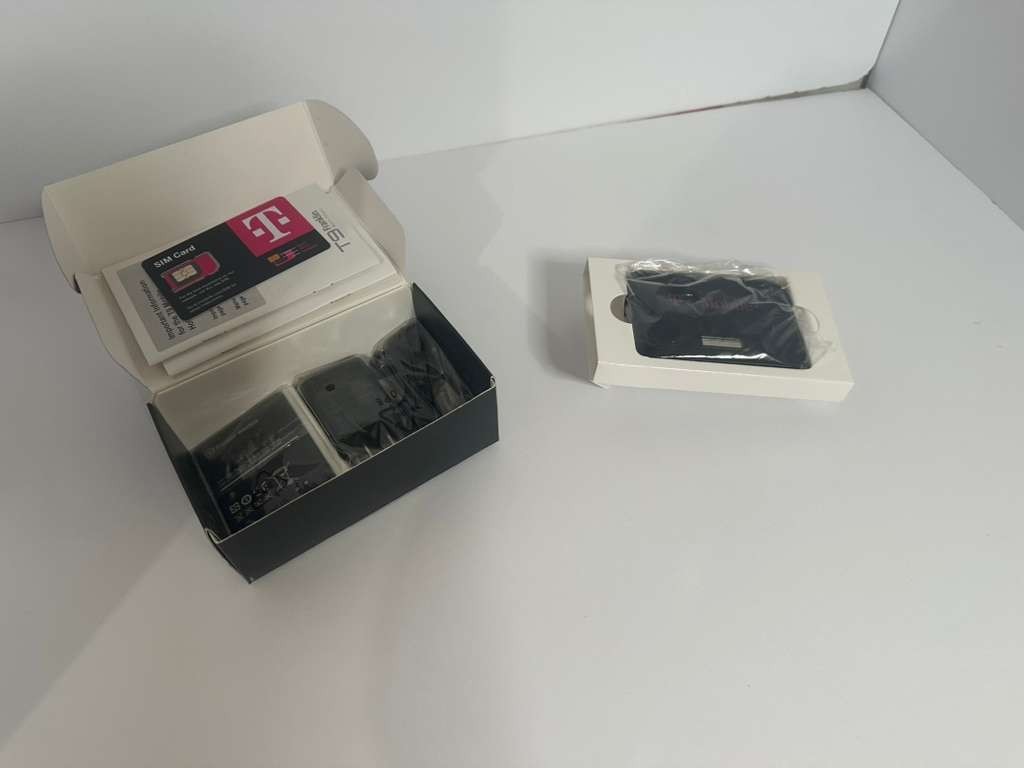 T-Mobile Franklin T9 Mobile Hotspot WiFi 4G LTE Mobile Hotspot- New