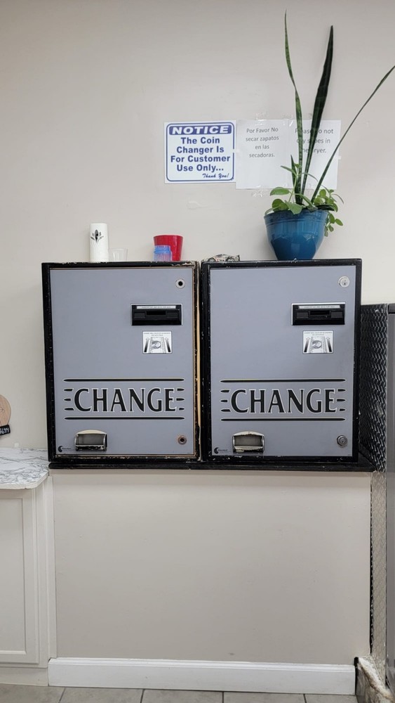 Coin exchange machine, Change machine, Coin changer .