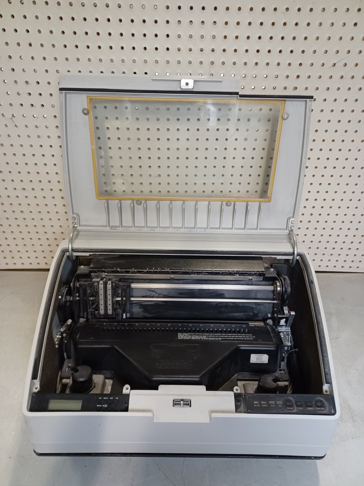 MAI Basic Four Model 4224 Computer Systems NO POWER UNTESTED PRINTER $$