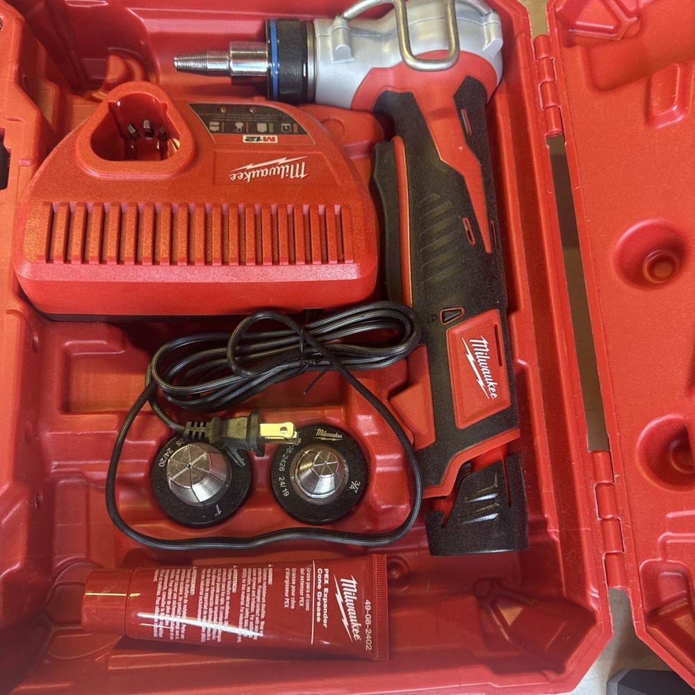 Milwaukee 2474-22 M12 PEX Expander Kit