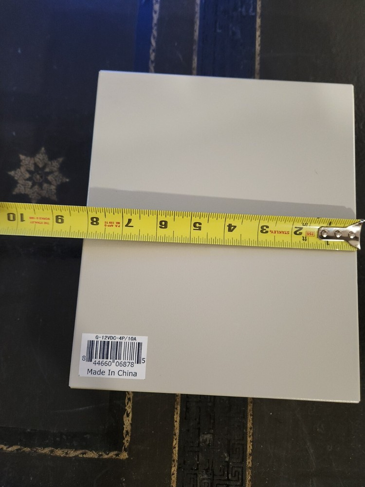 CCTV Distributed Power Supply - Model G-12VDC-4P/10A - New Open Box