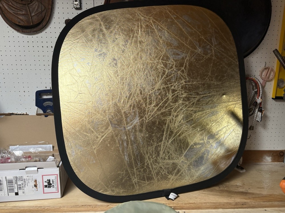 Westcott Illuminator Reflector Panel 38” Gold/Silver