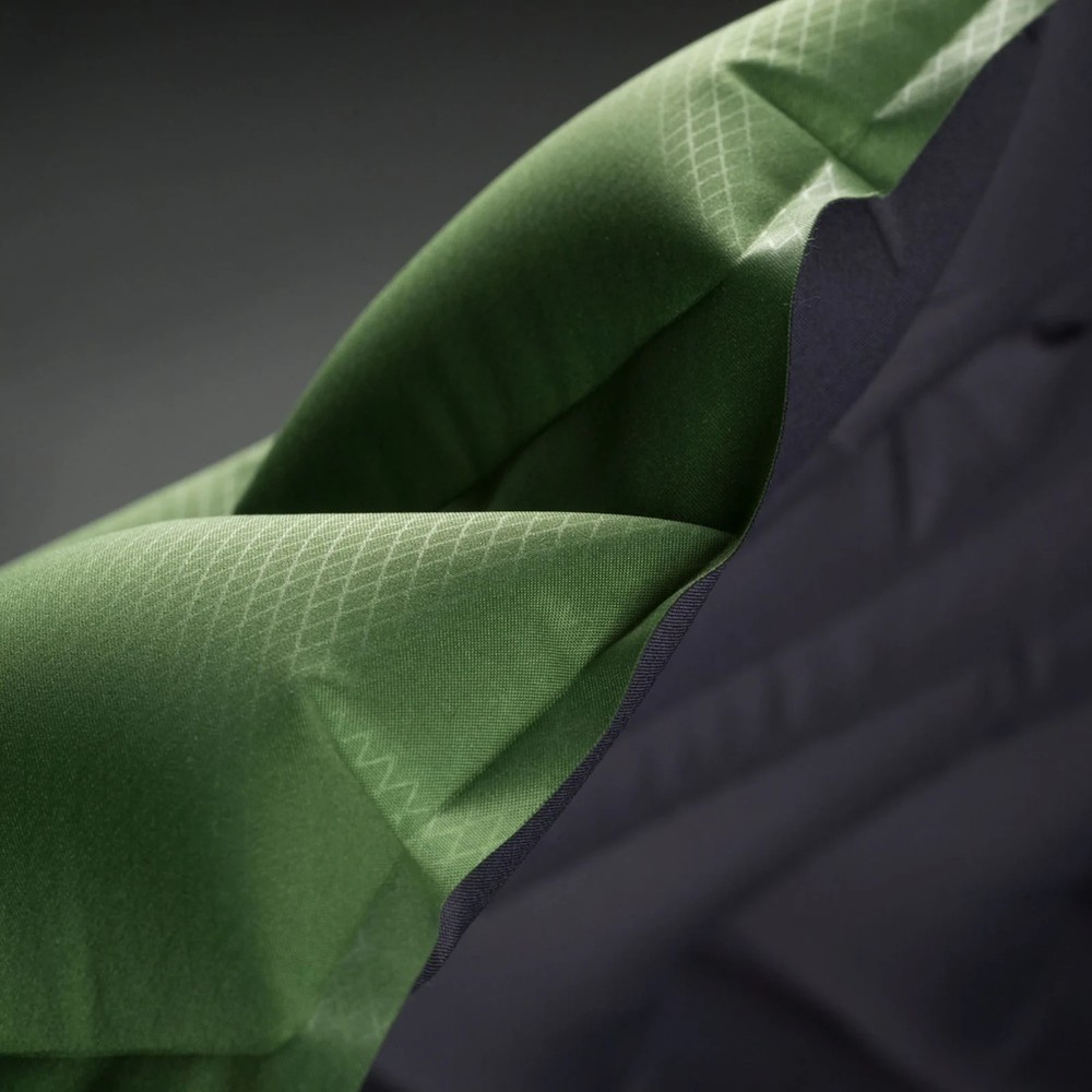 Klymit Static V2 Advanced Body Mapped Superlight Inflatable Sleeping Pad - Light
