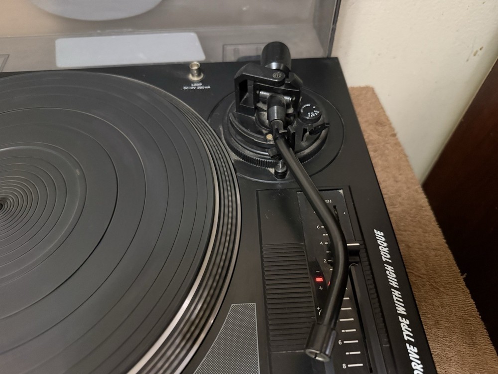 BTS PR96 turntable No Cartridge Read The Description