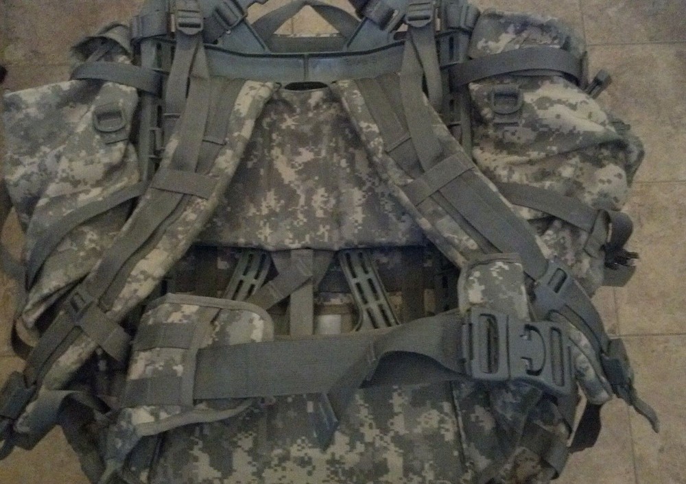 USGI Army MOLLE ACU Digital Large Rucksack+Frame+Sustainment Complete Backpack