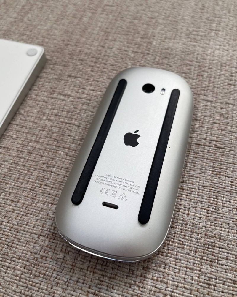 Apple A1644 Magic Keyboard A1657 Magic Mouse 2 + Charger + Cable