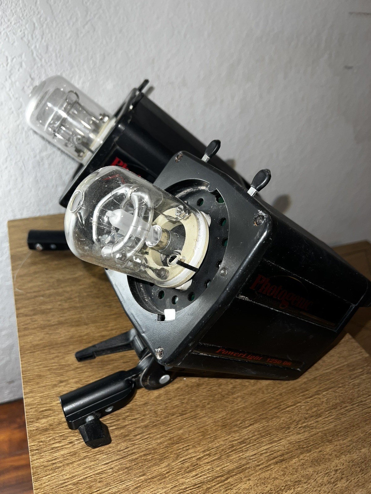 🔥Photogenic Powerlight 1250 PL1250DROM Professional Flash Studio Lighting