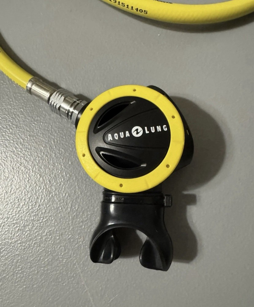 Aqua Lung Core Supreme Scuba Diving Regulator With Alternate