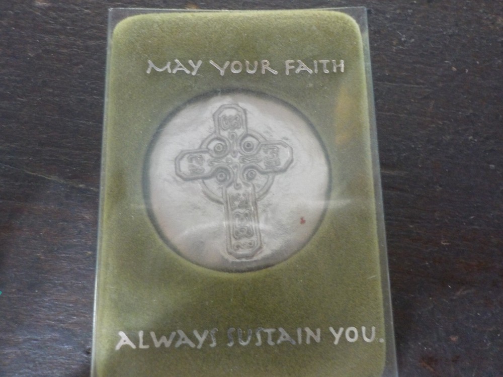 Irish Cross Friendship Good Luck Charm  (CL 56)