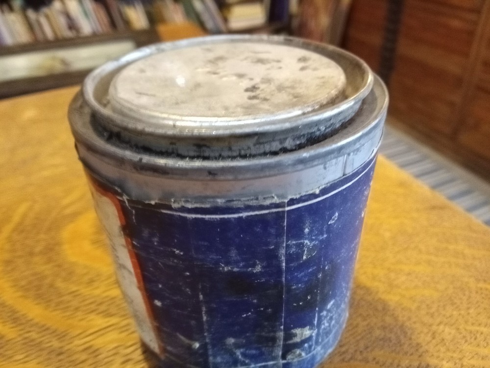 Antique Tiger Top Dressing 8oz Tin
