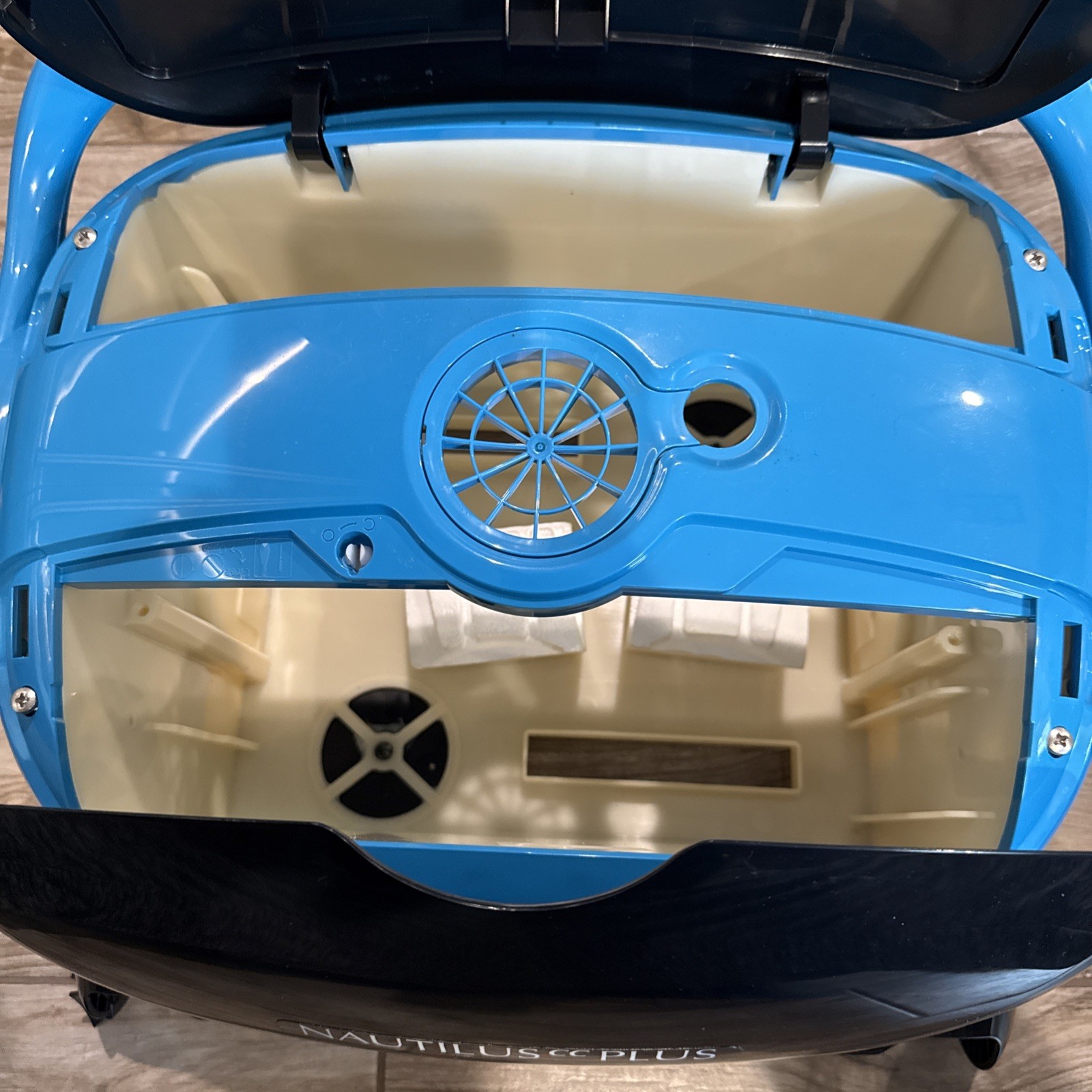 MAYTRONICS DOLPHIN Nautilus CC PLUS Body Shell ONLY NO MOTOR NEW