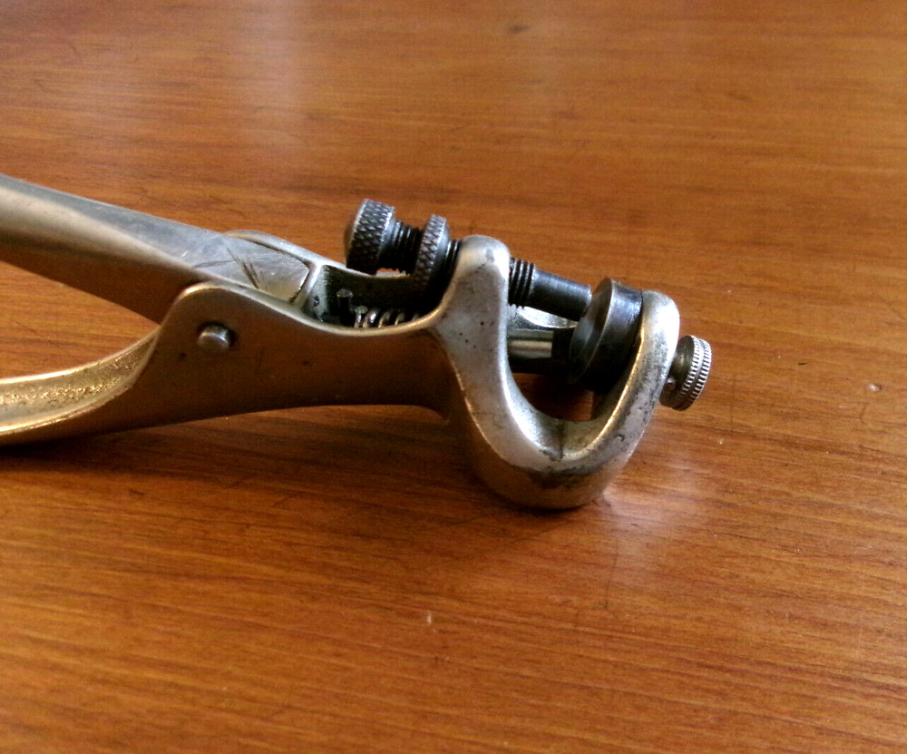 ANTIQUE ~ E. C. ATKINS & Co. ~ SAW SET, ADJUSTABLE TOOTH SETTER ~ Patent 1908