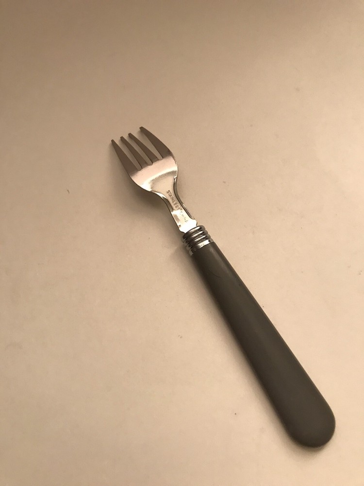 Gibson? Stainless GREY Plastic SALAD FORK 6 1/8” EUC