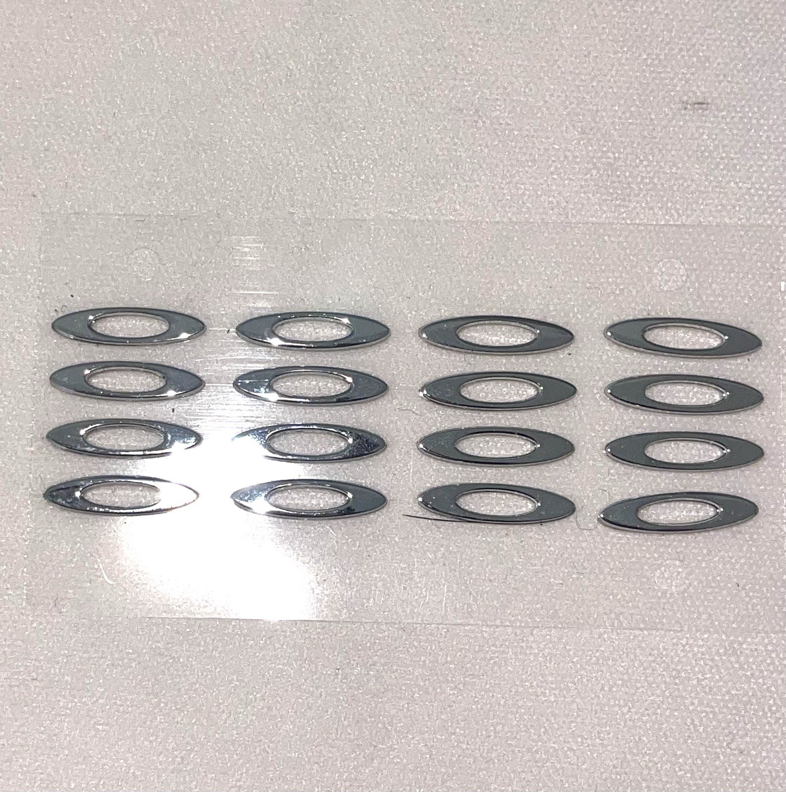 Oakley Icon logo Flak Jacket Silver flat