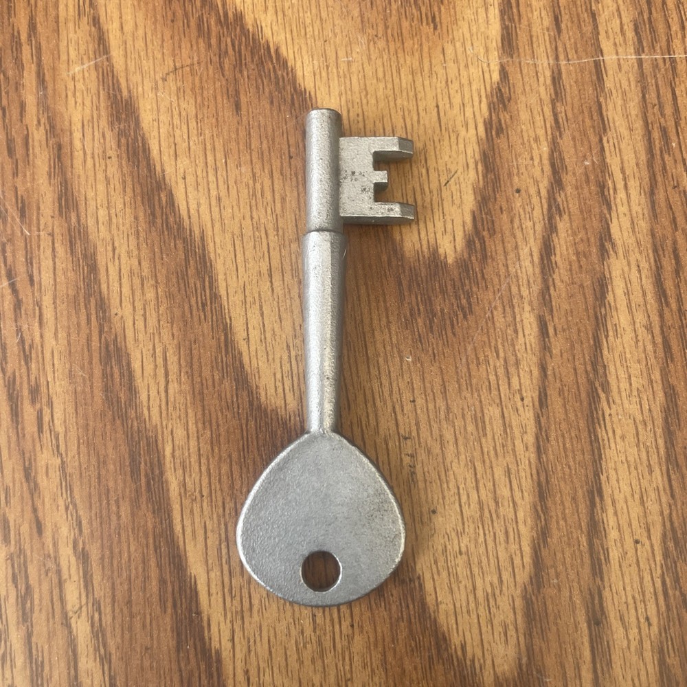 Vintage Skeleton Key