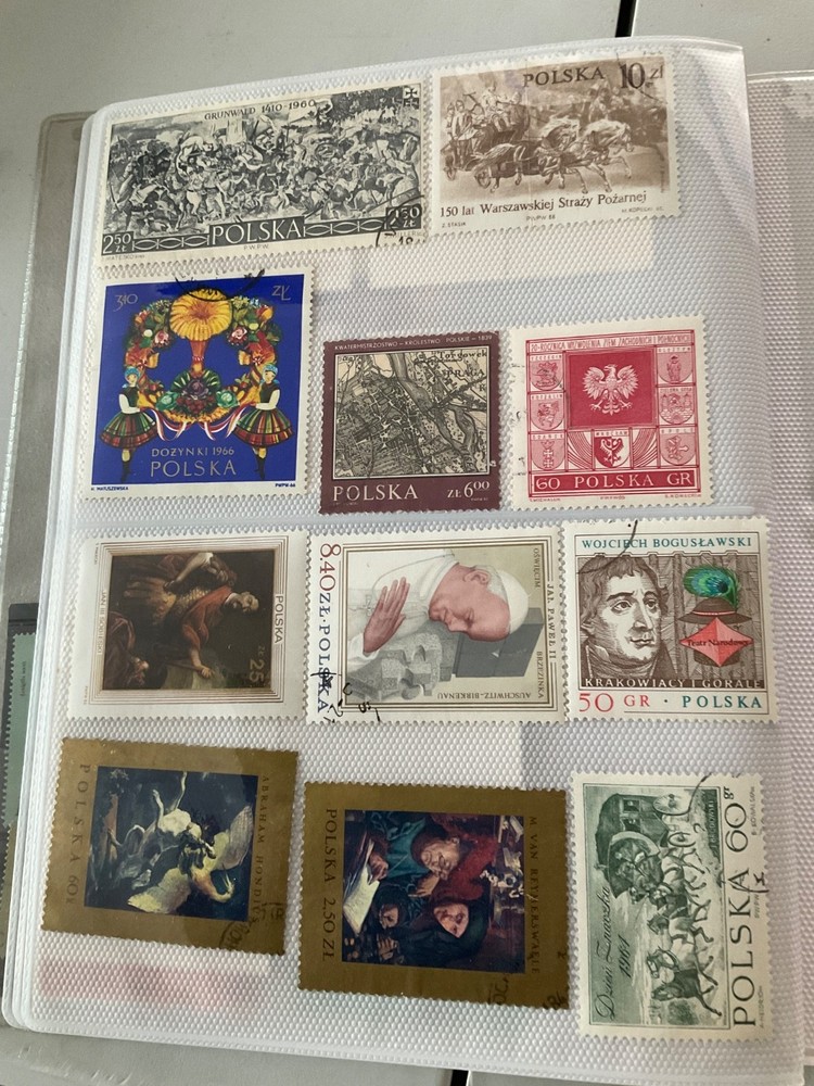 WORLDWIDE STAMPS ON PAGES