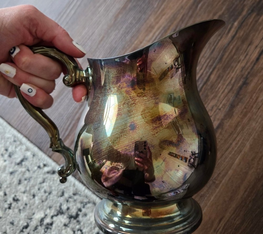 WALLACE SILVERPLATE WATER PITCHER 9432