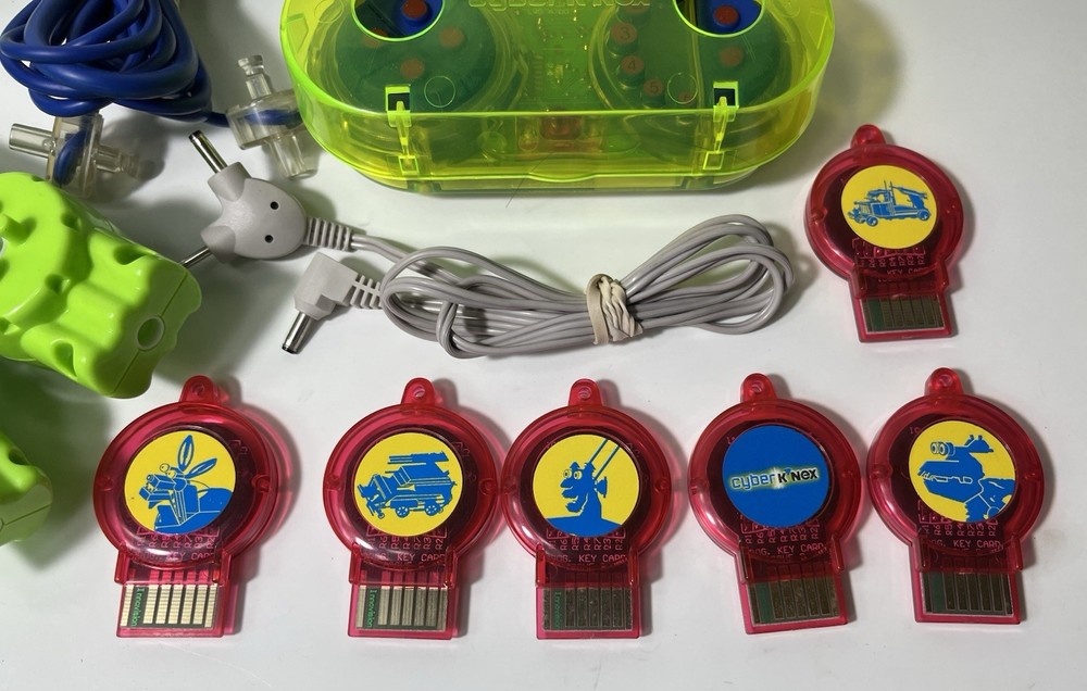 K'Nex Cyber Controller Bundle Including Remote Control, Motors & Keys