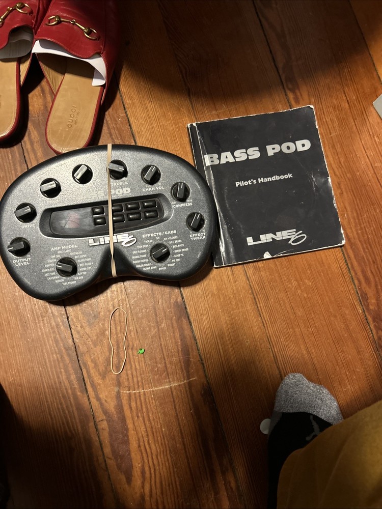 Line 6 Bass POD Multi Effects Processor Amp Modeler