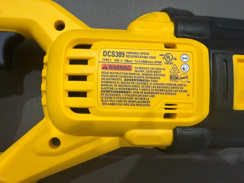 DEWALT DCS389B 60V MAX FLEXVOLT 1-1/8" Cordless Reciprocating Saw