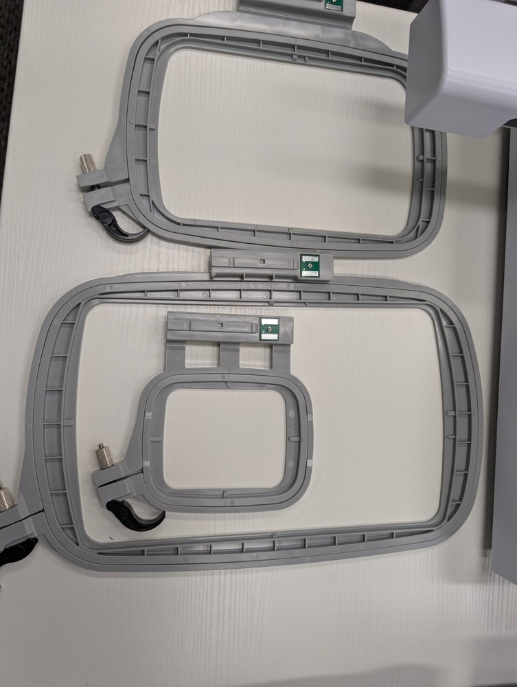 Bernette B79 ewing/Quilting/Embroidery Machine