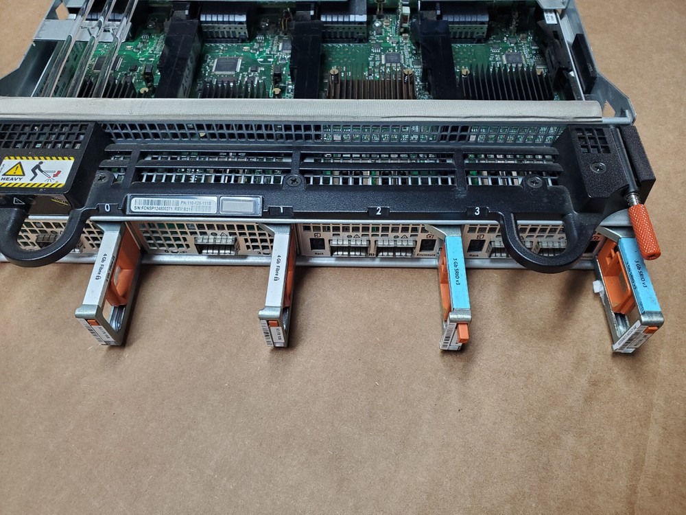 EMC 303-128-111B VMAX 40K Storage Processor NO MEMORY