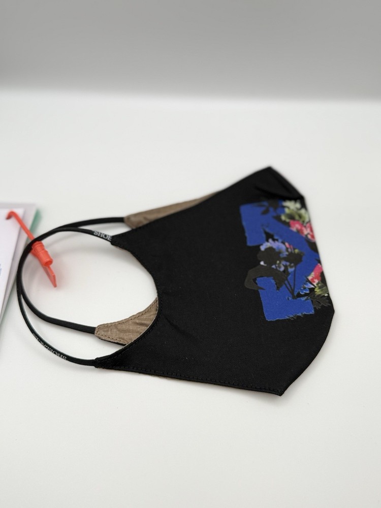 Off-White Floral Arrow Logo Face Mask