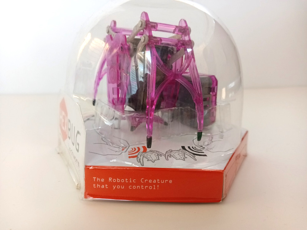 Hexbug Remote Controlled Pink Inchworm Micro Robotic Creature New