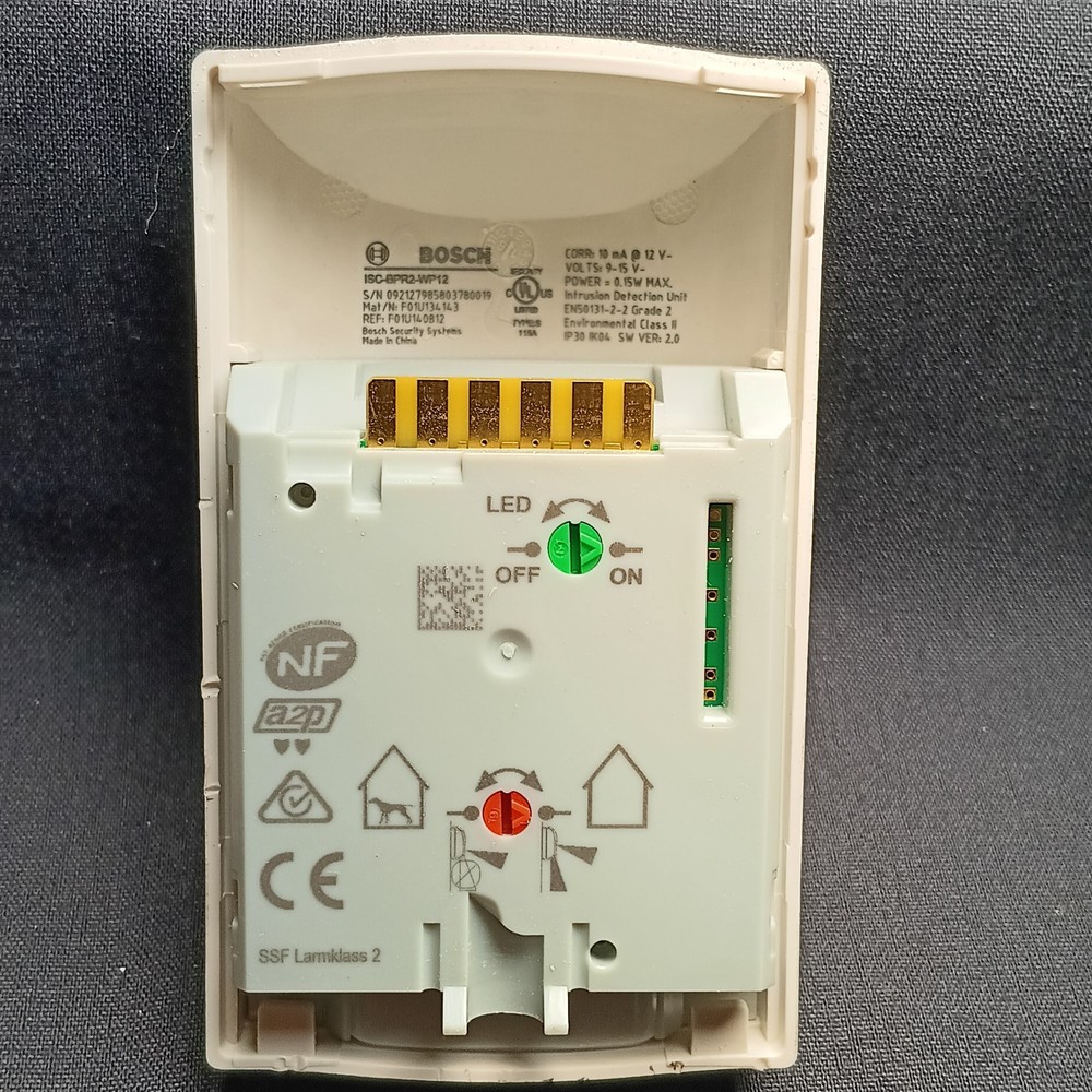 Bosch ISC-BPR2-WP12 Motion Detector Security Alarm Sensor MPN ISC-BPR2-WP12 Type