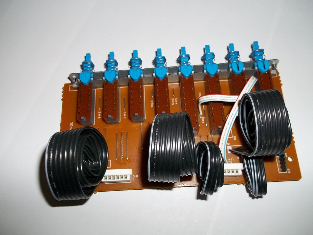 Kenwood GE-1100 Push Button Selector Switch (Input-output/source) YG-437F94V-0