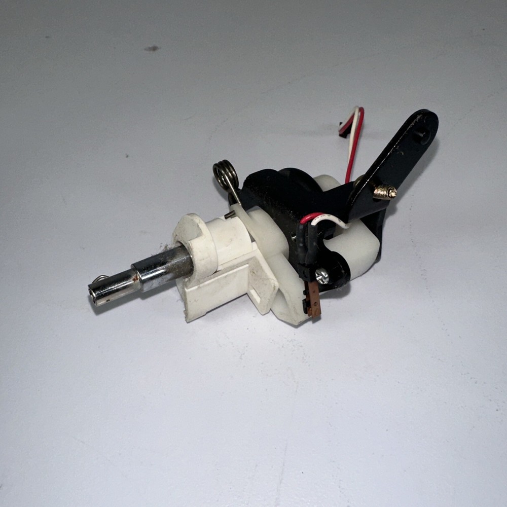 Pacesetter by Brother PC-8200 - Thread Holder Assembly Motor Replacement Part