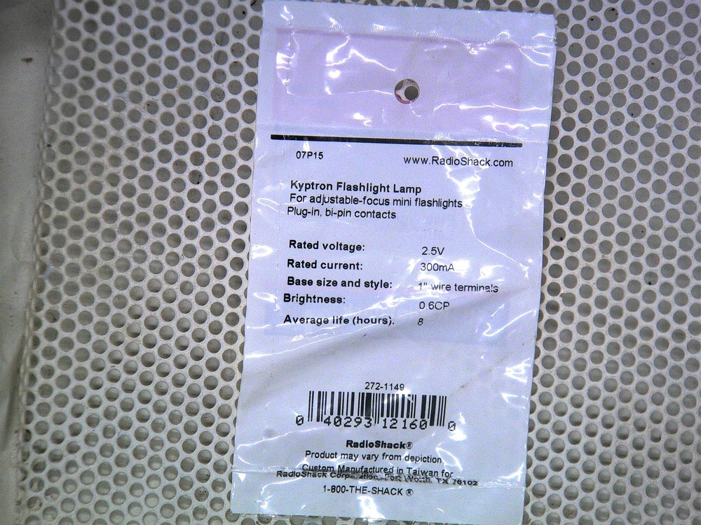 RadioShack Metal Mini Flashlight Bulbs (2-Pack) 272-1149