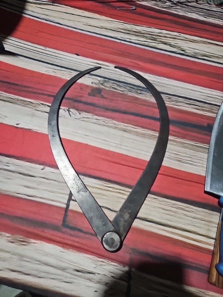 🗽VINTAGE CALIPER 16"