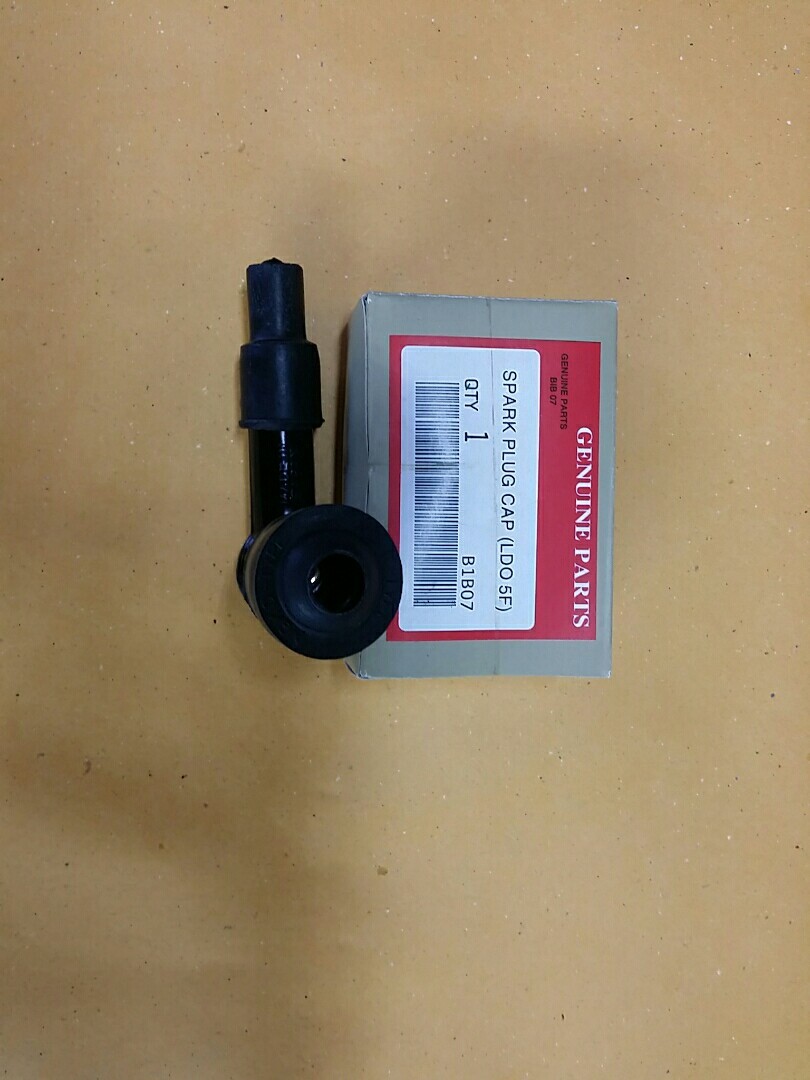 HONDA SPARK PLUG CAP FOR C70 CL70 CT70 CT90 S90 Z50 SL70 S65 CL90 CL100 CB (#66)