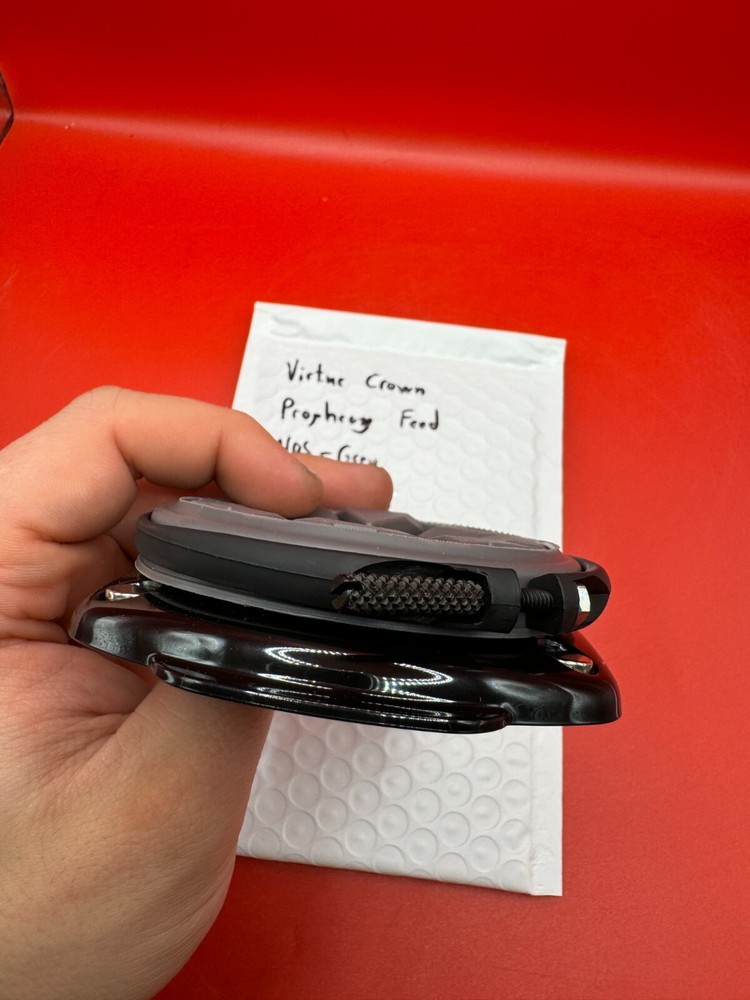 Virtue Crown Prophecy Feed NOS - Grey