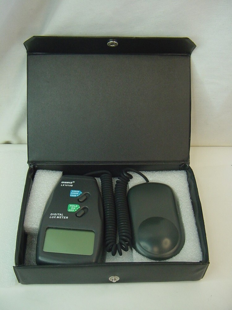 DIGITAL LUX METER LX1010B DIGITAL LIGHT LEVEL METER