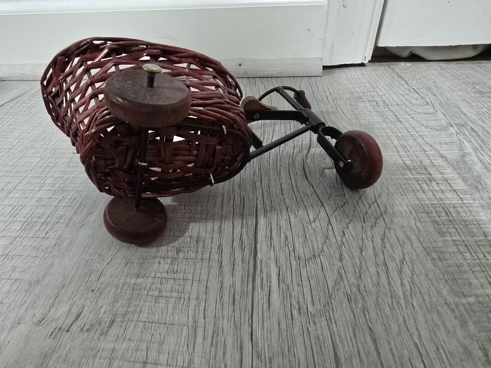 Bicycle Basket Decoration